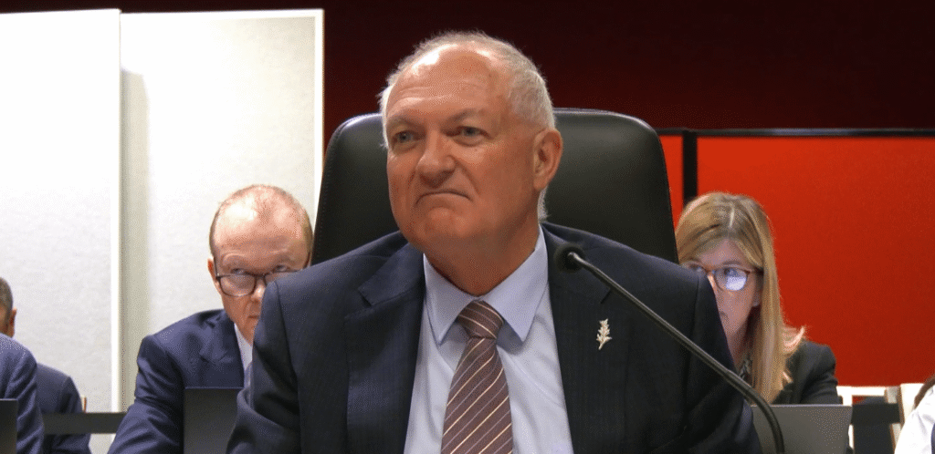 Political pressure grows on NSW racing minister over release of Hazzard review